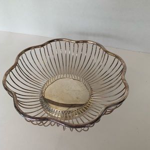 flower shaped wire basket